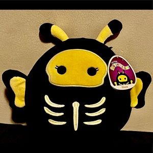 8” SKELETON NIXIE Squishmallow! Rare glow in the dark!
